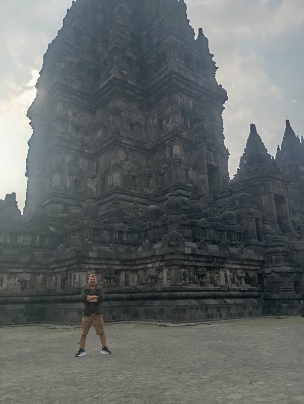Candi Prambanan — Dokumentasi pribadi, 22 Agustus 2025.